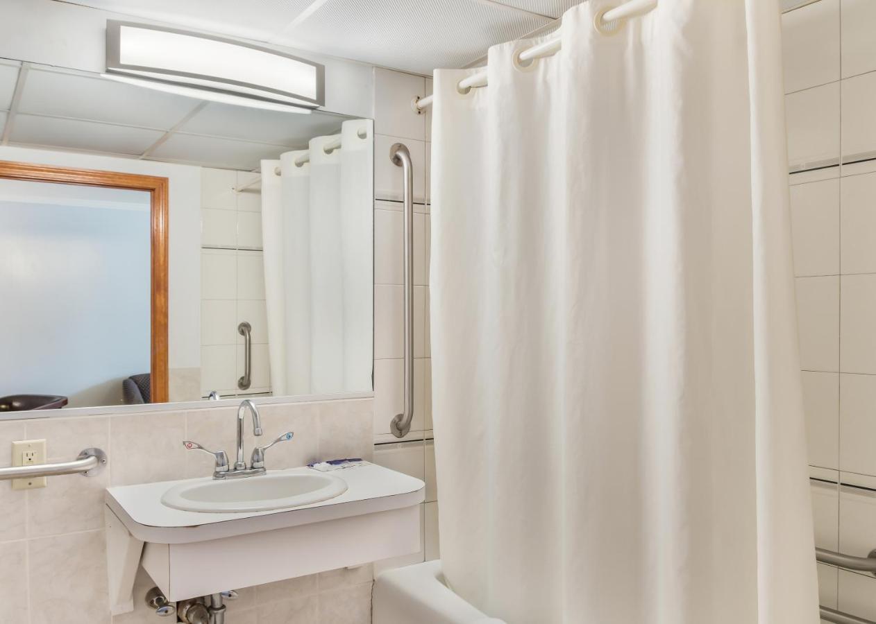 Americas Best Value Inn Hyannis Luaran gambar